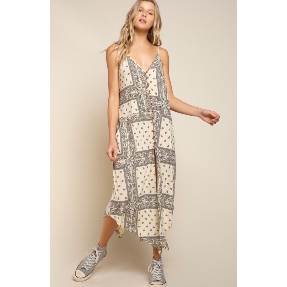 POL Almond Cream Paisley Print Button Front Relaxed Fit Dress - Picture 5 of 9